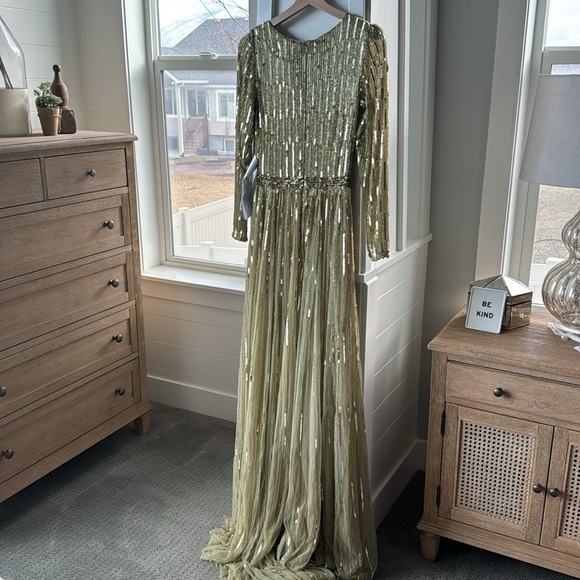 Mac Duggal SEQUINED V NECK ILLUSION SLEEVE A LINE GOWN - Picture 10 of 10